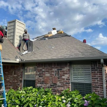 Residential-Roofing-Service-Family-Tree-Contracting